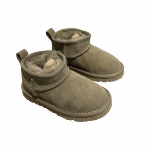 2021冬季新款羊皮毛一体宝宝儿童小童雪地靴保暖周冬雨同款一脚蹬批发